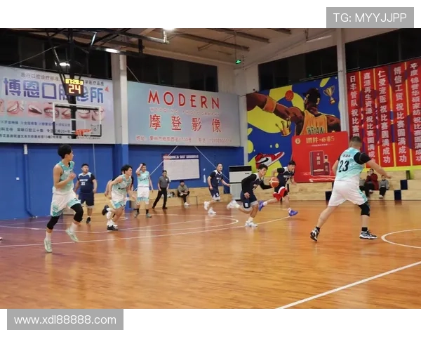 杭州篮球队实力引发热议球迷对球队表现的不同看法与争论 杭州篮球队实力引发热议球迷对球队表现的不同看法与争论