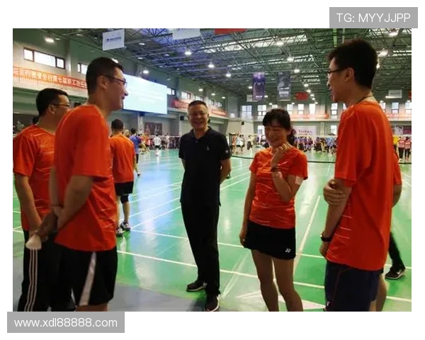 杭州羽毛球队与南京羽毛球队赛后复盘分析比赛经验与战术策略 杭州羽毛球队与南京羽毛球队赛后复盘分析比赛经验与战术策略