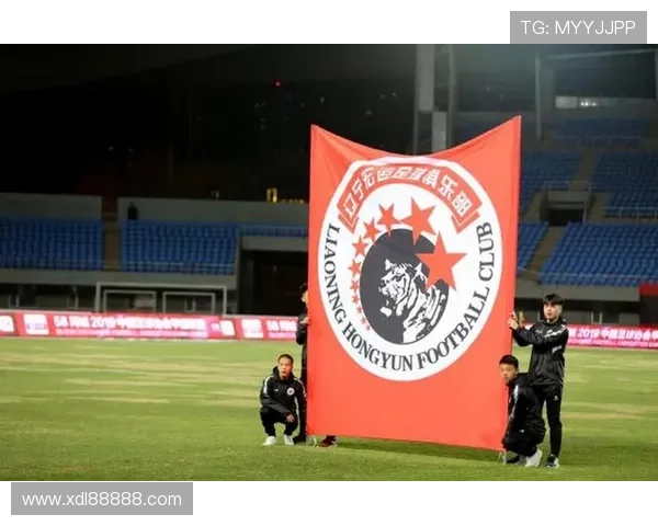 重庆篮球队实力引发热议球迷对球队表现的不同看法与争论