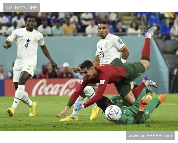 加纳足球明星精彩瞬间回顾展现绿茵场上的风采与激情